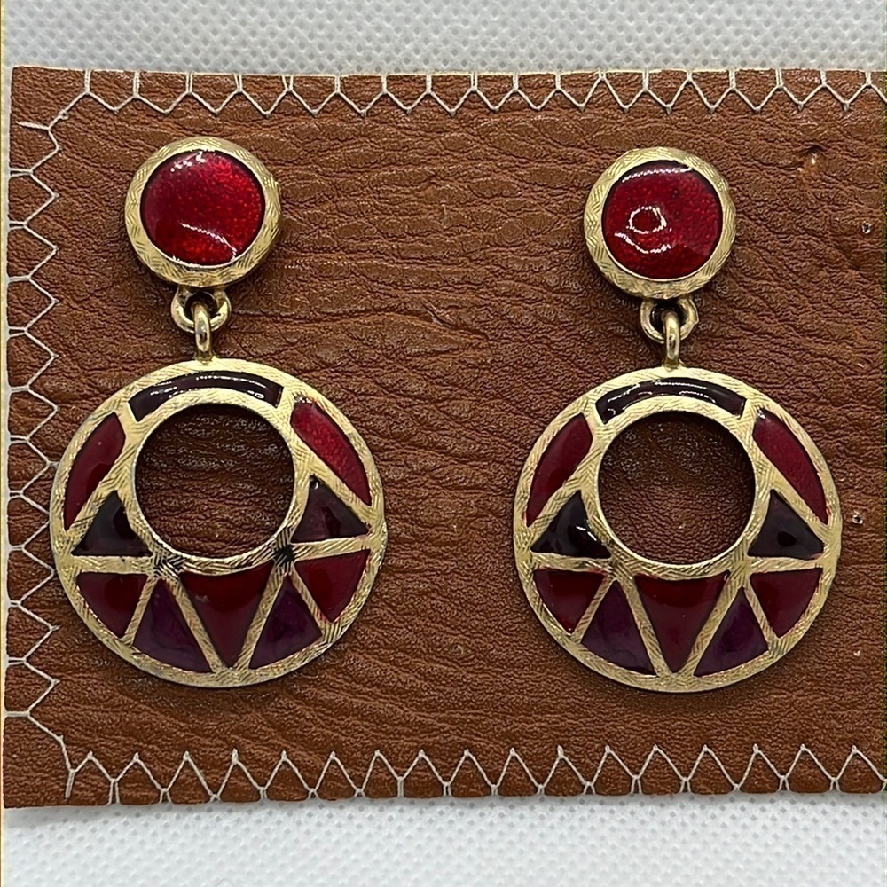 Red, Purplish, Maroon Enameled Circle Triangular Geometric 80s Retro Earrings